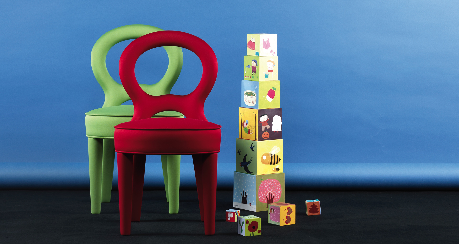 Miniature Bilou Bilou chair, that belongs to the Kids Collection which is a reinterpretation of some of the iconic pieces of Promemoria | Promemoria
