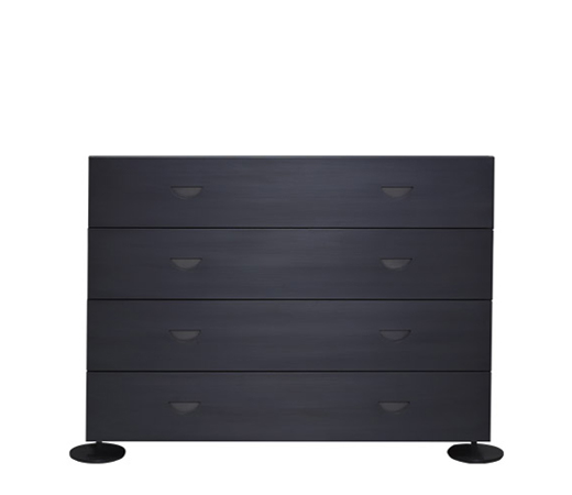 Dagoberto is a wooden chest of drawers with bronze feet and leather placemats from Promemoria's catalogue | Promemoria