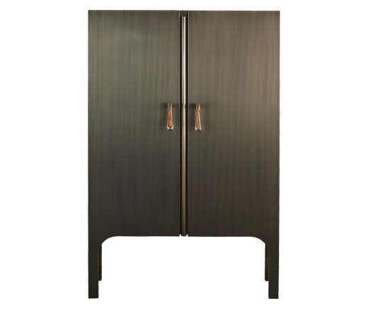 Tom Bombadil is a wooden cabinet with bronze profiles and a Murano glass handle, from Promemoria's catalogue | Promemoria