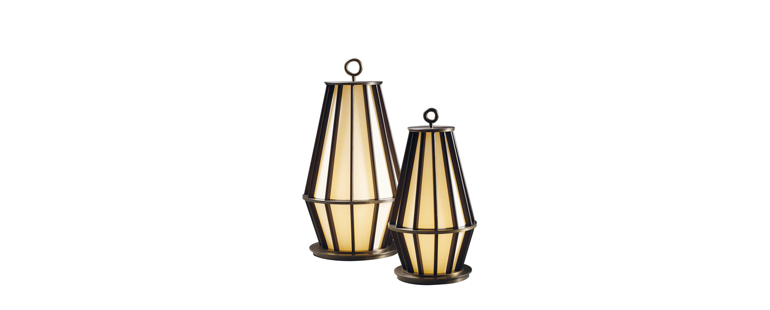 https://promemoria.freetls.fastly.net/mediaMirtilla%20is%20a%20floor%20LED%20lamp,%20with%20bronze%20and%20wooden%20structure%20and%20silk%20lampshade,%20from%20Promemoria's%20Amaranthine%20Tales%20collection%20|%20Promemoria
