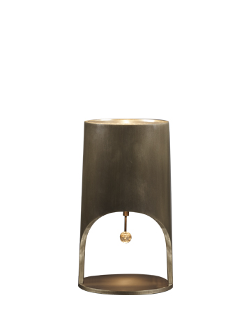 Mimì台灯采用铜质结构和穆拉诺玻璃挂饰，请参见Bruno Moinard设计的Promemoria胶囊系列|Promemoria