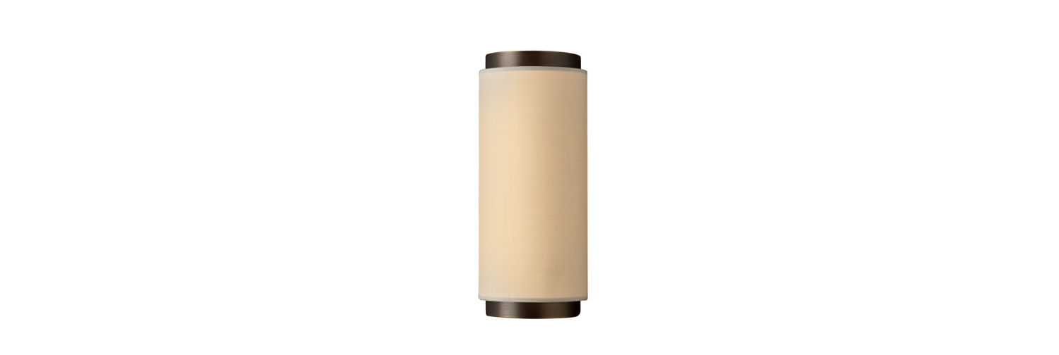 https://promemoria.freetls.fastly.net/mediaZelda%20is%20a%20wall%20bronze%20LED%20lamp,%20with%20a%20linen,%20cotton%20or%20silk%20lampshade%20with%20handmade%20edge,%20from%20Promemoria's%20Amaranthine%20Tales%20collection%20|%20Promemoria