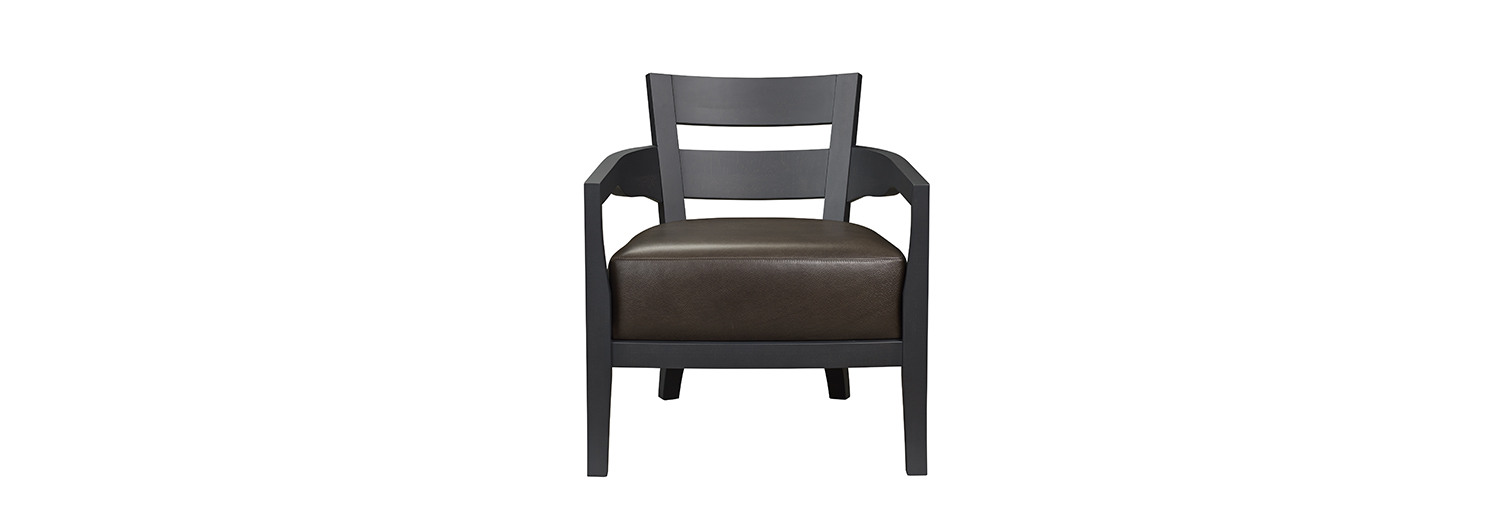 https://promemoria.freetls.fastly.net/mediaDetail%20of%20Africa,%20a%20wooden%20armchair%20covered%20in%20fabric%20or%20leather,%20from%20Promemoria's%20catalogue%20|%20Promemoria