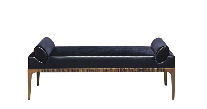 Montagu is a bronze chaise longue covered in fabric, from Promemoria's The London Collection | Promemoria