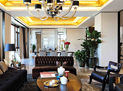 Living room in a private residence in Beijing furnished with Promemoria | Promemoria