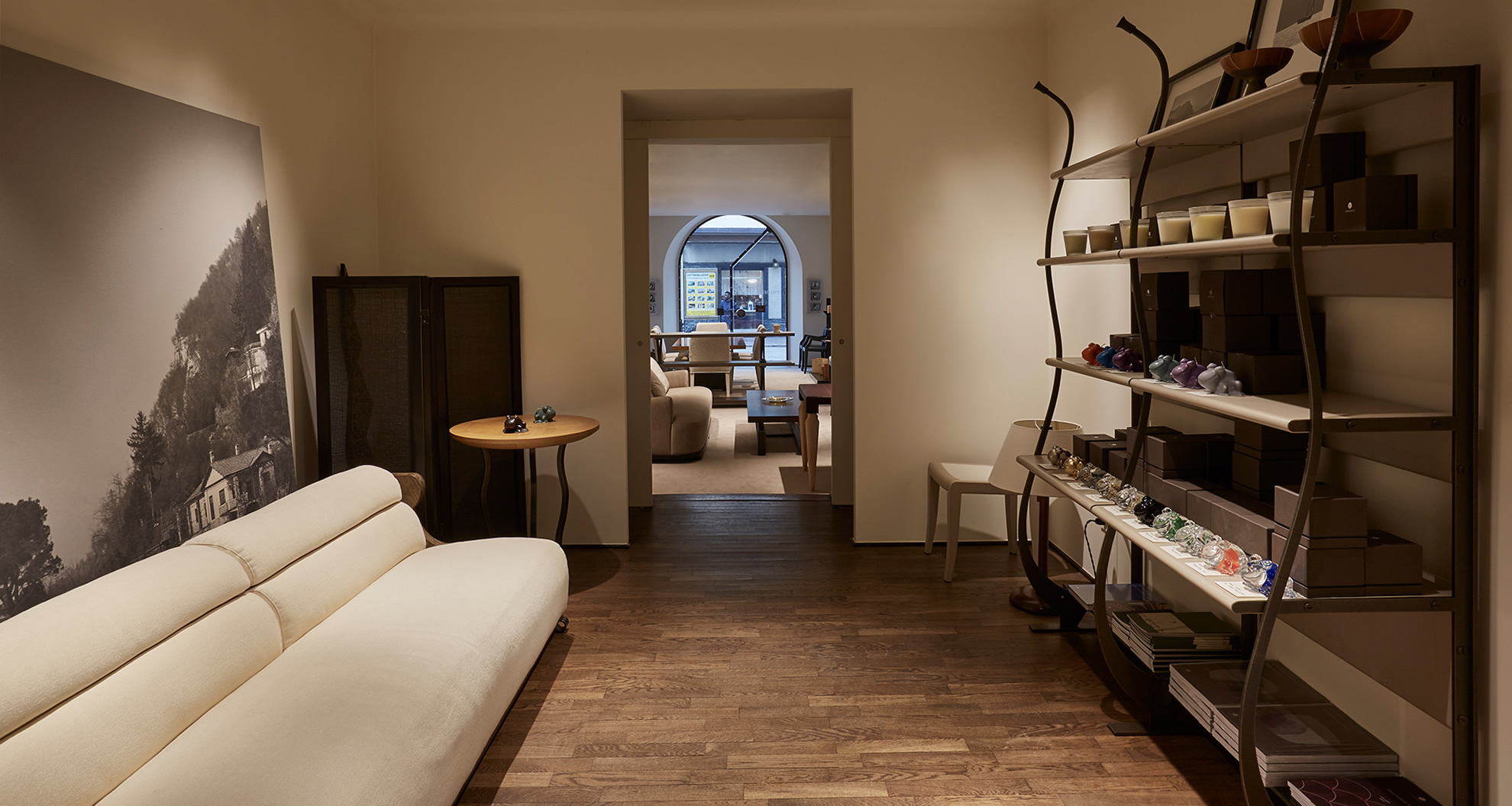 Living room in Promemoria's single-brand showroom in Lecco | Promemoria